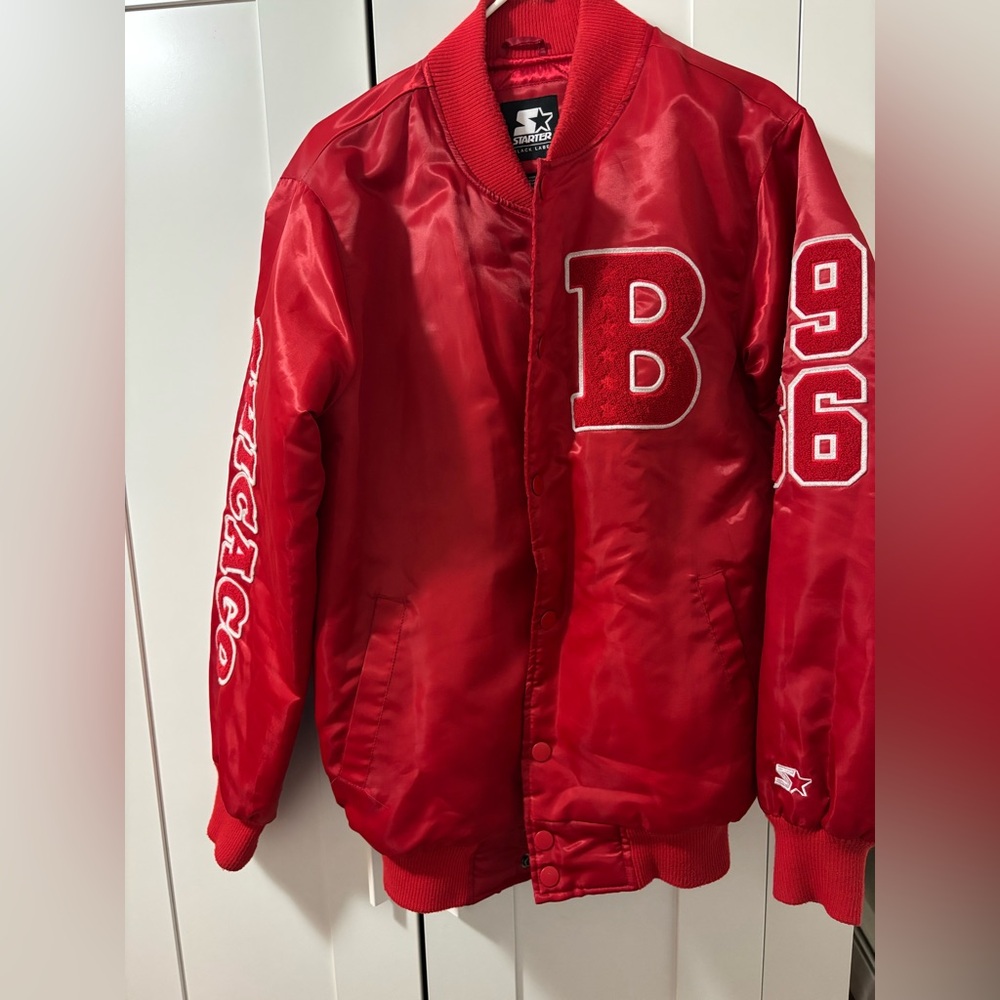 Chicago Bulls starter in mint condition